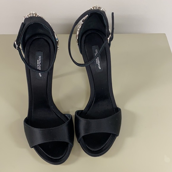 Dolce & Gabanna black ankle strap crystal sandals - Picture 7 of 9